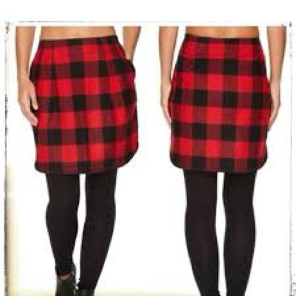 Woolrich Buffalo Plaid Wrap Short Skirt Red Black Sz 10 Wool Blend - Picture 1 of 7